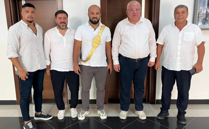 K�rkp�nar Ba�pehlivan� Okulu, alt�n kemerin ebedi sahibi olmak istiyor