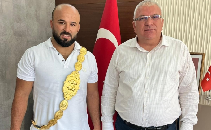 Orhan Okulu, alt�n kemerin ebedi sahibi olmak istiyor