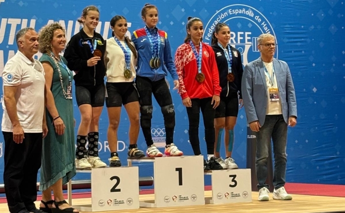 Y�ld�zlar ve 15 Ya� Alt� Avrupa Halter �ampiyonas�