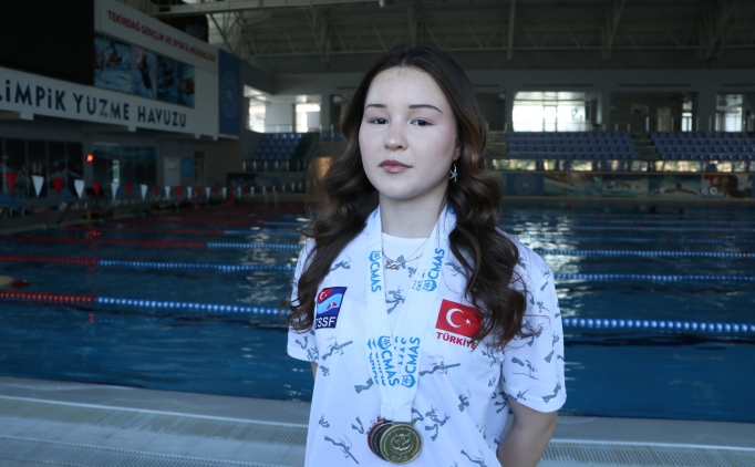 Serbest dal dnya ampiyonu olan Ece Akgn'n hedefi yeni baarlar