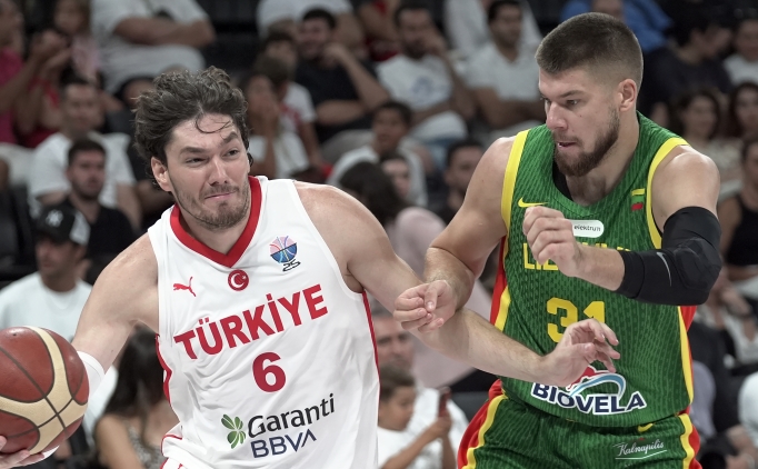 12 Dev Adam, Litvanya'ya ma�lup