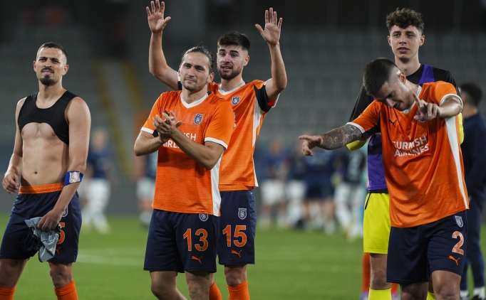 Ba�ak�ehir - Universitatea Craiova: 11'ler