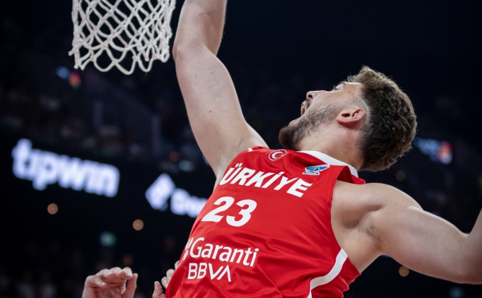 12 Dev Adam, Almanya'ya malup