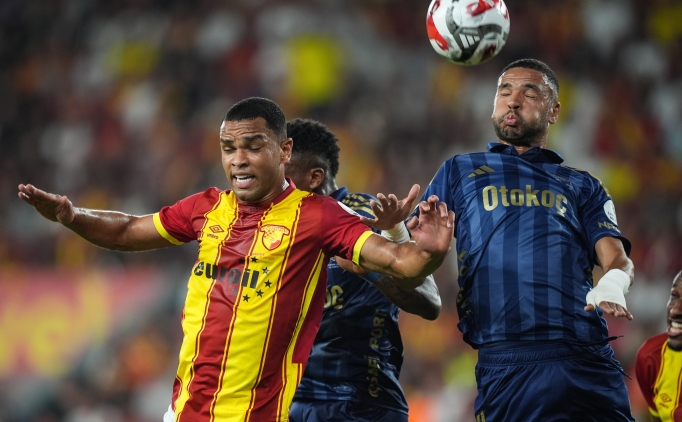 G�ztepe'ye 4 dakikada iki k�rm�z� kart 