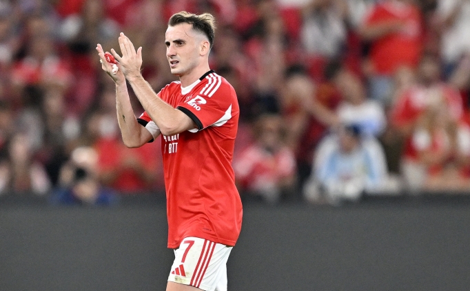 Kerem Akt�rko�lu'ndan Benfica'ya veda!