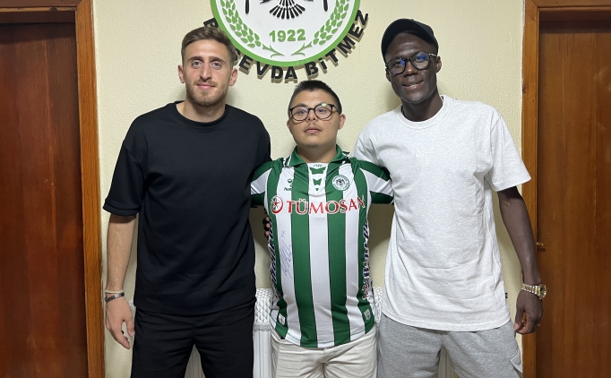 Down sendromlu Ebubekir'e, Konyaspor'dan s�rpriz