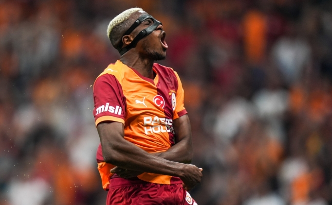 Galatasaray, penalt� kazand�: Osimhen att�!