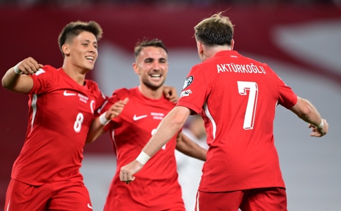 T�rkiye - �spanya: �lk 11'ler