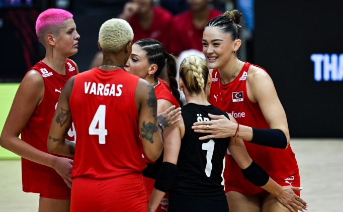 Filenin Sultanlar�, �talya'ya kaybetti ve d�nya ikincisi oldu!