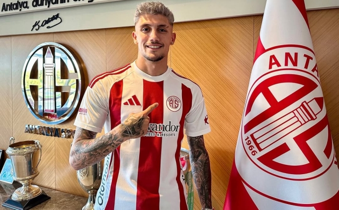 Antalyaspor, Samet Karako'u kadrosuna katt