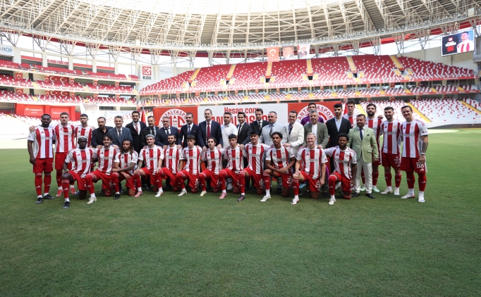 Antalyaspor, kadrosuna katt futbolcular tantt