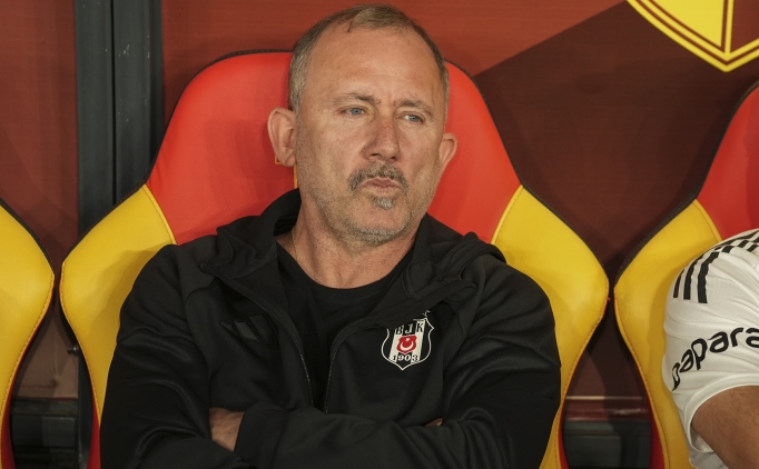 Sergen Yal��n'dan sert uyar�: 'Oynamayan gider!'