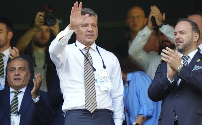 Fenerbah�e'de kritik karar: Tedesco & �zek