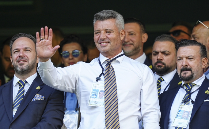 Sadettin Saran'�n ilk derbi heyecan�