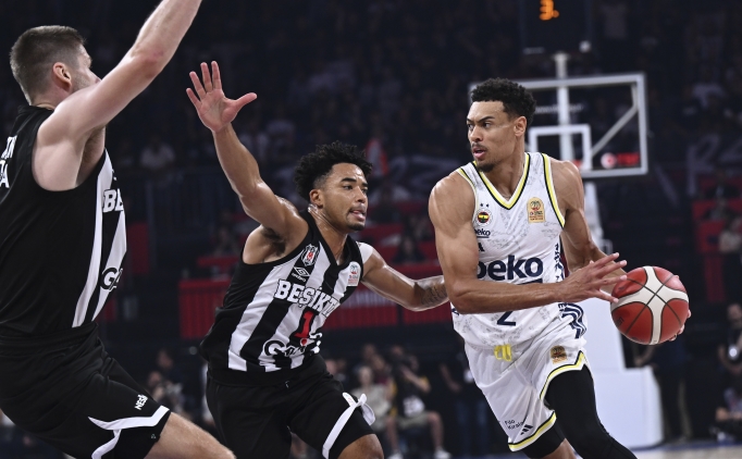 Fenerbahe Beko, kupalar 4'ledi!