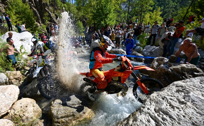 16. Sea To Sky Enduro Motosiklet Yar'nda orman etab tamamland