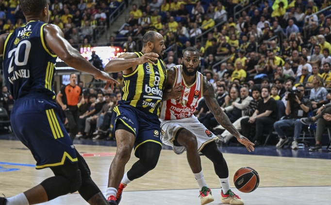 Fenerbahe Beko, Kzlyldz manda geri dnemedi!