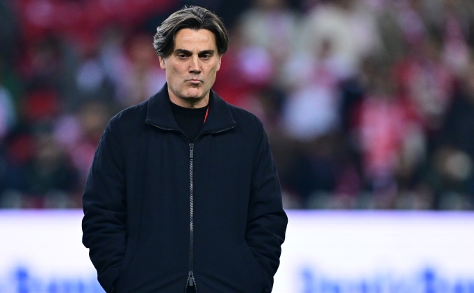 A Milli Futbol Tak�m�'nda 4 futbolcu kadrodan ��kar�ld�!