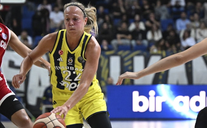 Fenerbah�e Opet, DVTK Huntherm'i farkl� ge�ti!