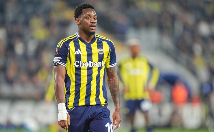 Fenerbah�e'de Jhon Duran formas�na kavu�tu!