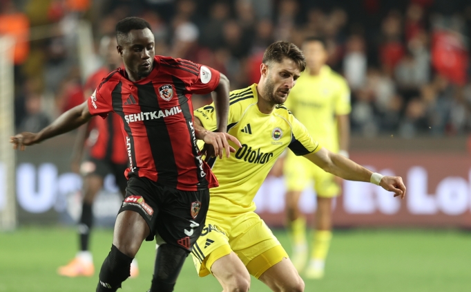 Fenerbah�e'de iki isim s�n�rda