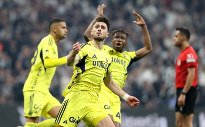 Fenerbah�e'den Be�ikta� derbisinde geri d�n��: 2-3!