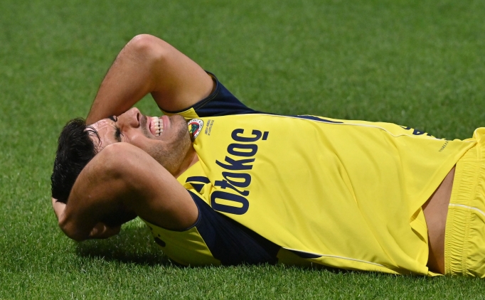 Derbide olay kt: Asensio yerde kald!