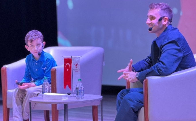 Kerem Akt�rko�lu, minik Aras'�n vaadini yerine getirdi