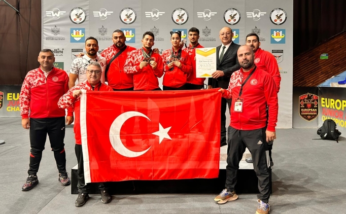Gen� milli halterciler Avrupa'n�n zirvesinde