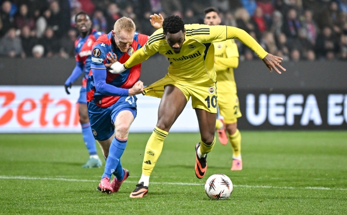 90+7: Fenerbah�e isyanda!