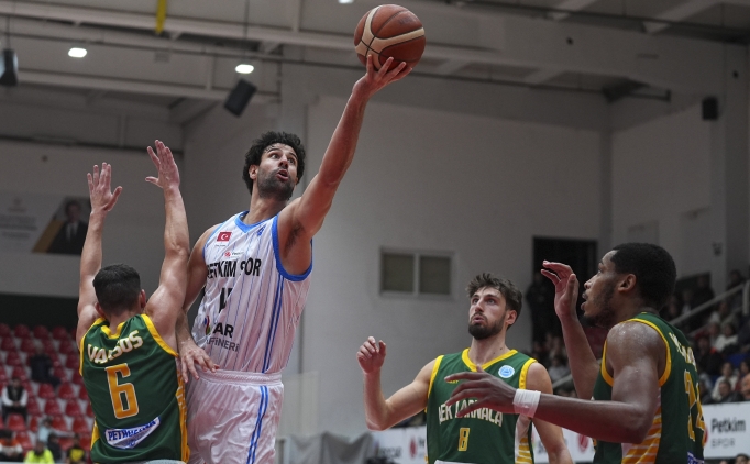 Alia�a Petkimspor'dan 101 say�l�k galibiyet!