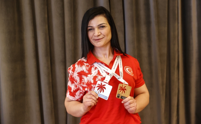 G�listan �zdemir'den D�nya Halter �ampiyonas�'nda 2 madalya