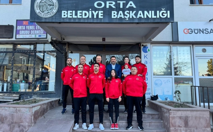 D�nya finallerine haz�rlanan Savate Milli Tak�m�'n�n �ank�r�'daki kamp� s�r�yor