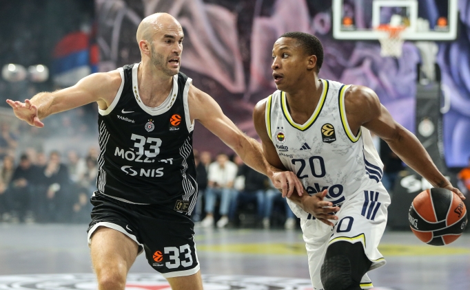 Fenerbah�e'den Partizan'�n �rk�� pankart�na tepki!
