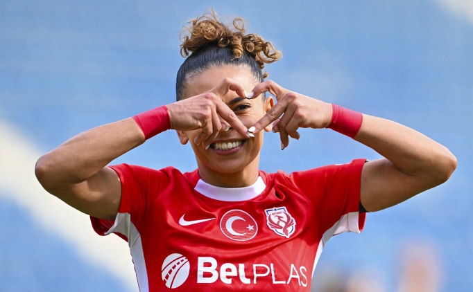 ABB Fomget, Beikta'a konuk