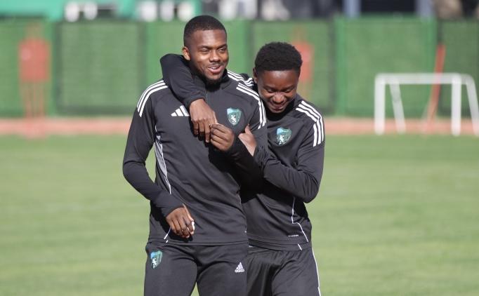 Kocaelispor'dan futbolculara 100 milyon liralk deme