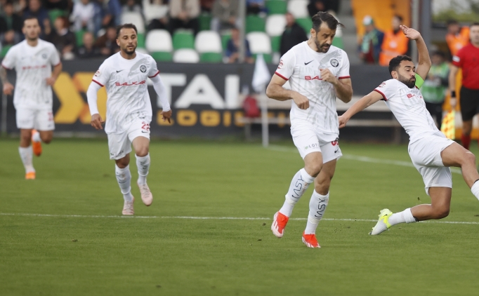 Arca orum FK, Alanyaspor'u arlyor