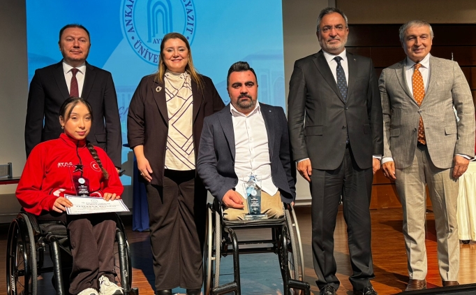 Eski para milli sporcu Nesim Turan, Ankara'da ��rencilerle bir araya geldi