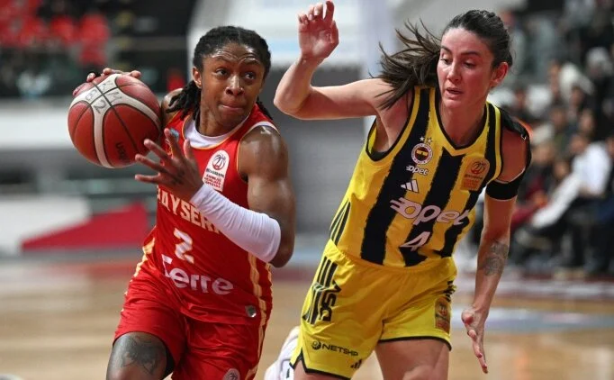 Fenerbah�e Opet deplasmanda galip!