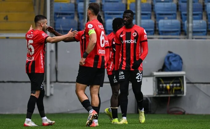 Genlerbirlii, Bakent'te  golle  puan ald!