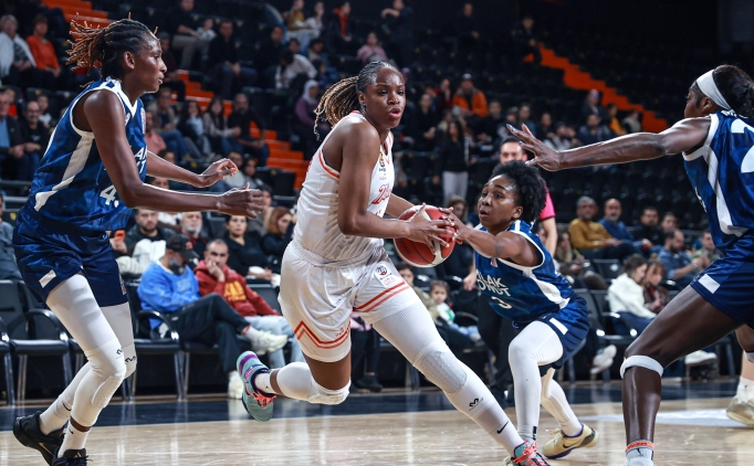 Emlak Konut, Perfumerias Avenida'y arlayacak!