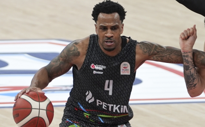 Aliaa Petkimspor, deplasmanda Sassari'yi yendi