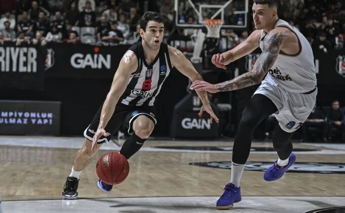 Beikta Gain, Lietkabelis'i uzatmalarda yendi