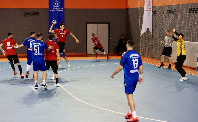 Erkekler Hentbol Ligi'nde Beikta, Trabzon'u deplasmanda geti!