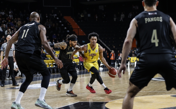 Esenler Erokspor, Mersinspor deplasman�nda hata yapmad�!