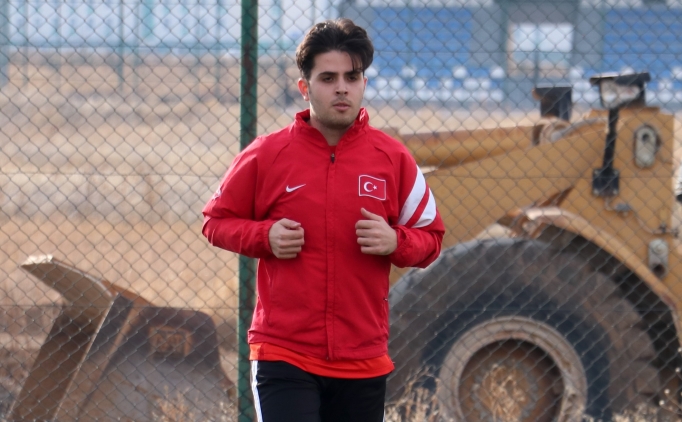 K�smi fel� ge�iren Fatih, sporla engelleri a��yor