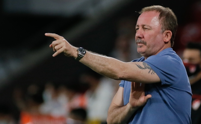 ��te Sergen Yal��n'�n ilk d�nem karnesi!