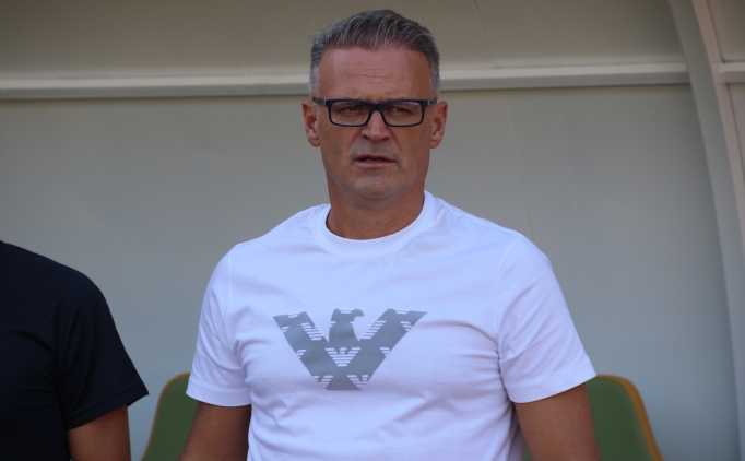 Sakaryaspor'da �rfan Buz'un g�revi devam edecek