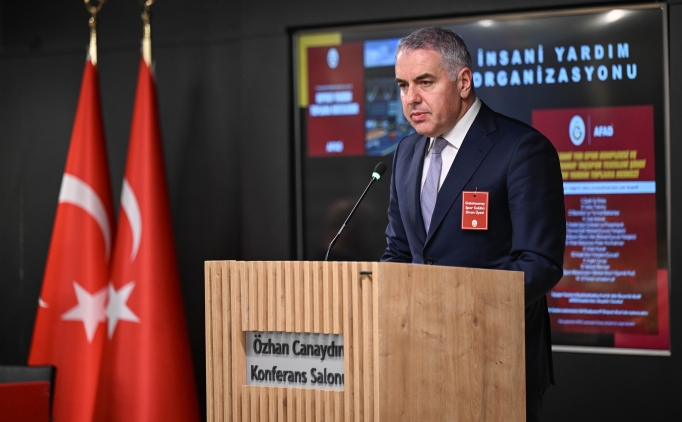 Galatasaray'dan Fenerbah�e'ye 'kutlama' g�ndermesi!