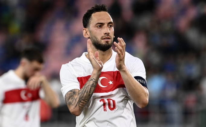 Fenerbah�e'nin Hakan �alhano�lu'na teklifi!